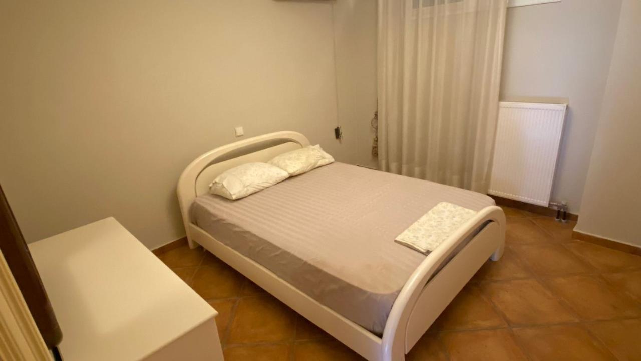 Seaside Family Apartment - Kalamata Faraí エクステリア 写真