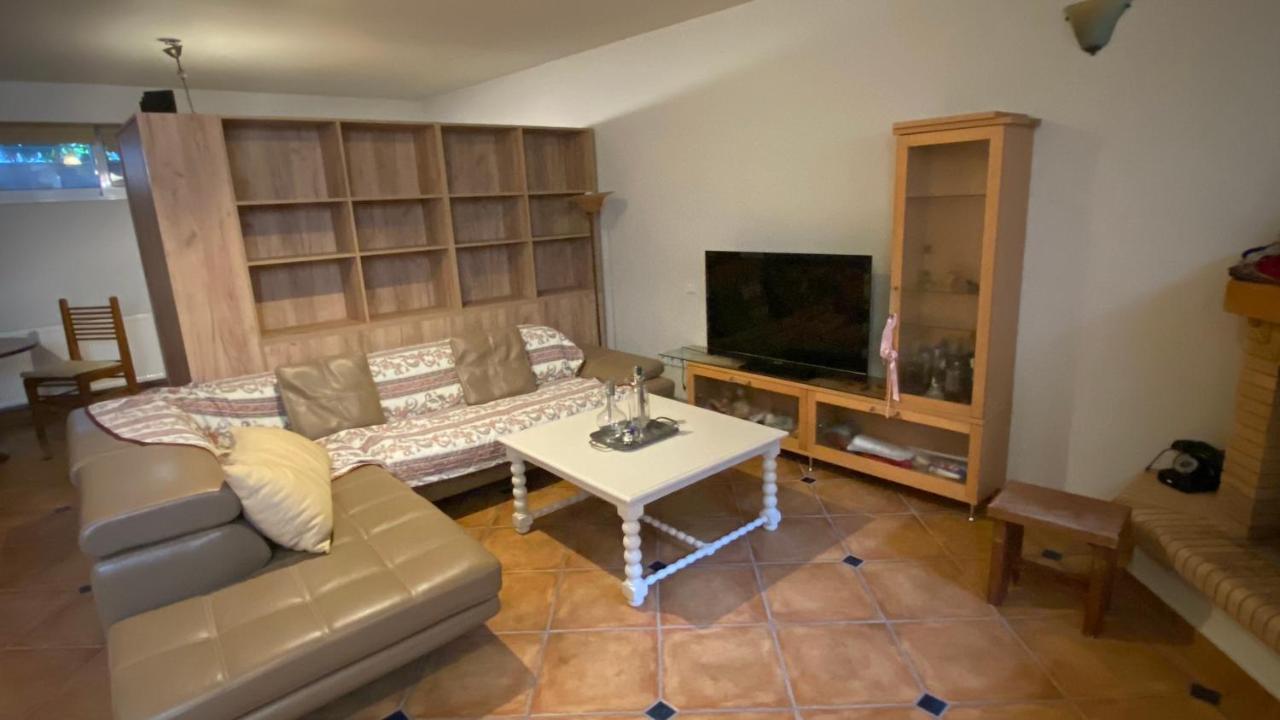 Seaside Family Apartment - Kalamata Faraí エクステリア 写真